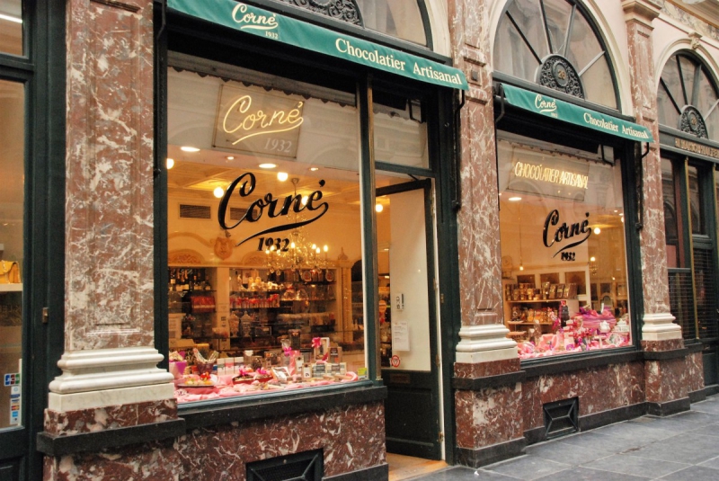 patisserie-CONSEGUDES-min_chocolate_chocolaterie_shop_luxury_chic_gallery_brussels_belgium-558146